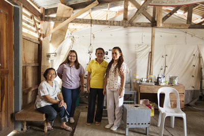 The nurses and health workers of Sagbayan Rural Health Unit, Bohol. WHO/F. Guerrero